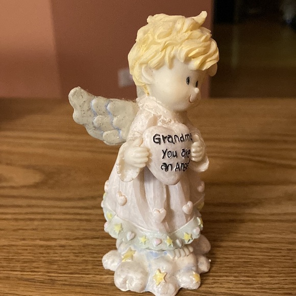 Grandma Angel figurine - Picture 4 of 5